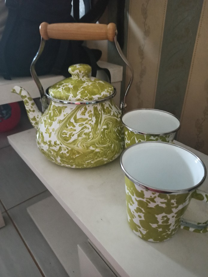Teko Enamel Blirik 2,5f