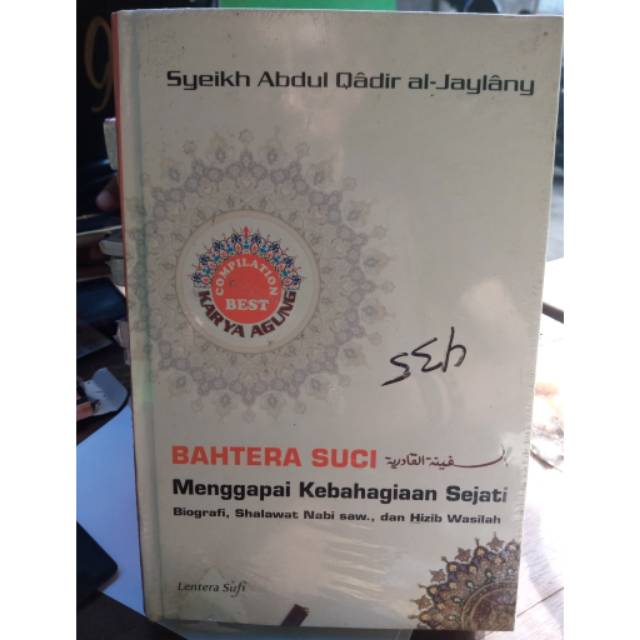 BUKU BAHTERA SUCI MENGGAPAI KEBAHAGIAAN SEJATI