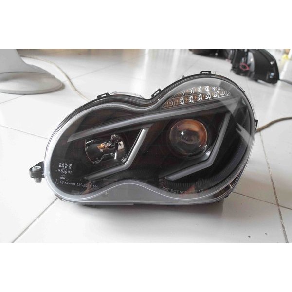 Headlamp Mercedes benz W203 2000-2007 Terjangkau