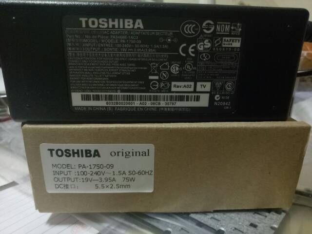 Charger/adaptor toshiba 19v3.95a dc5.5x2.5mm original sudah termasuk kabel power/charger