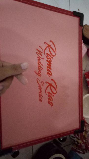 Beautycase Ukuran 50 Cm Dengan Tutup Rak Akrilik