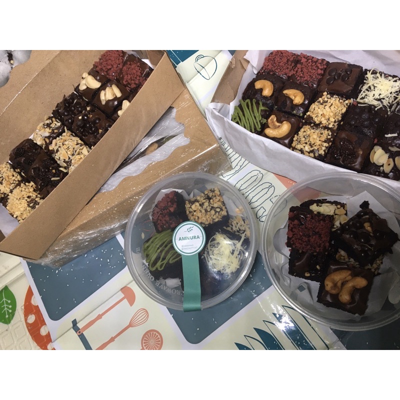 

Brownies Fudgy Setengah Loyang