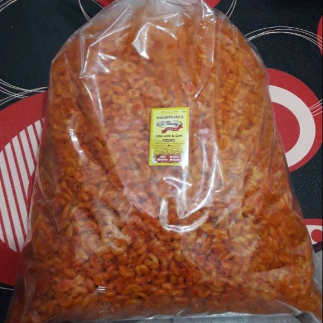 

Makaroni kriuk kemasan 1 ball isi 5kg.makaroni kriuk si tileung.cemilan pedas