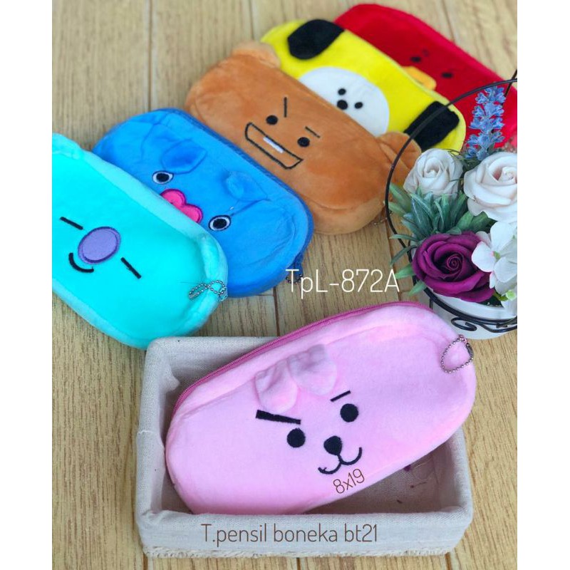 

TAS PENSIL BONEKA BT21 IMPOR