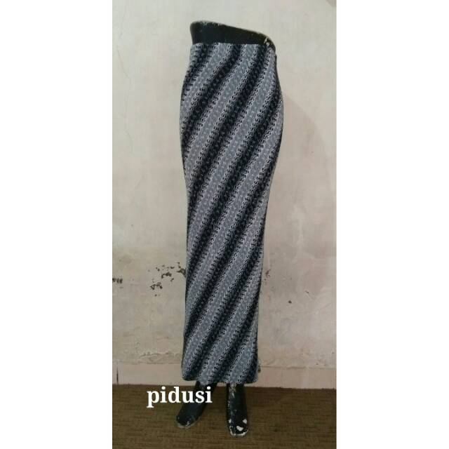 Rok parang warna D2