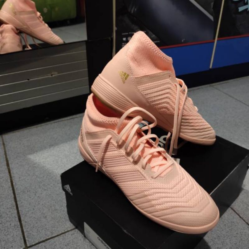 sepatu futsal adidas predator 18.3 size 44 original made in indonesia