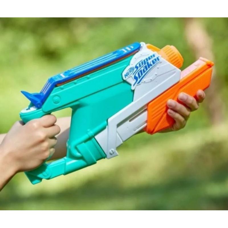 Nerf super soaker