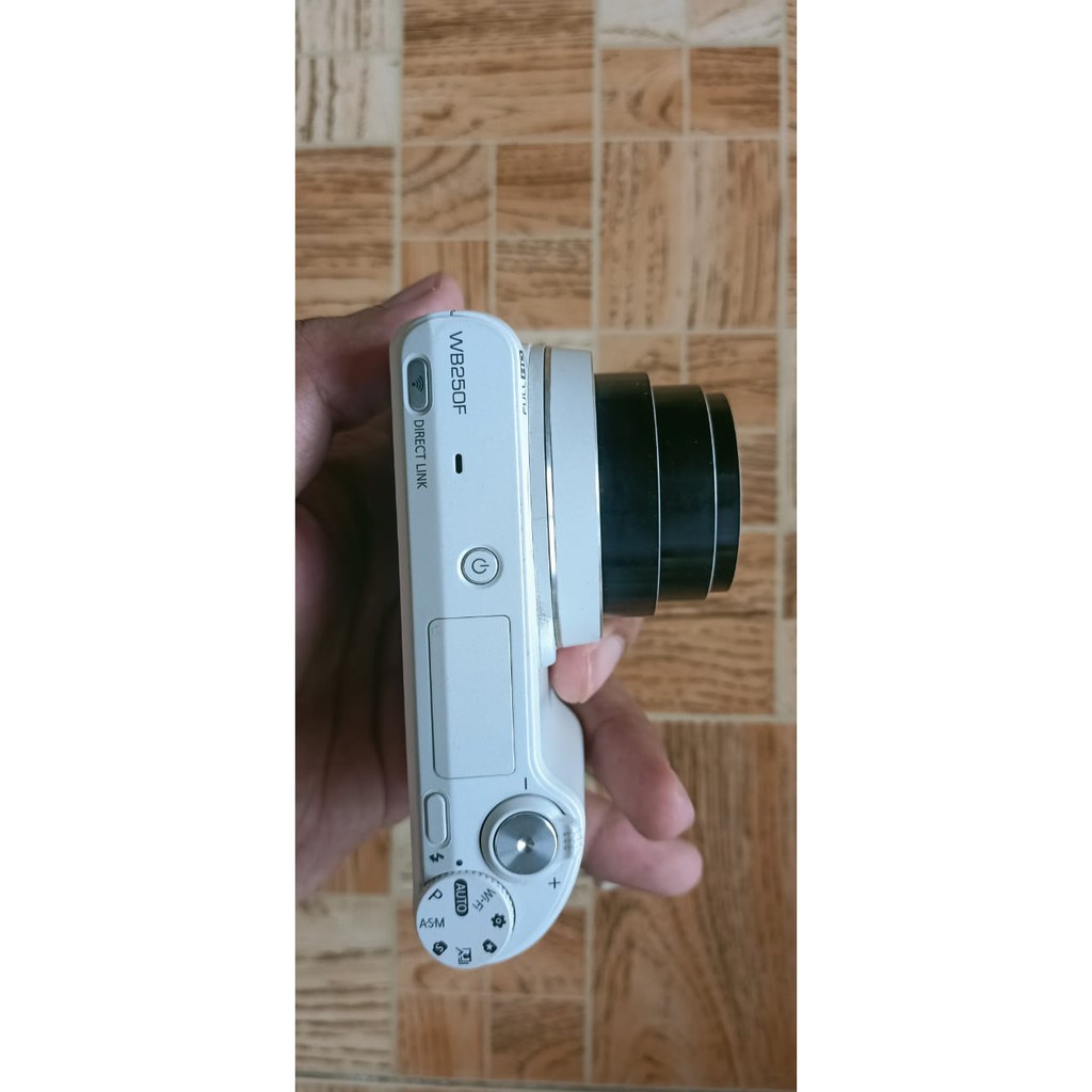 Kamera Digital SAMSUNG WB250F WIFI FULL HD Putih