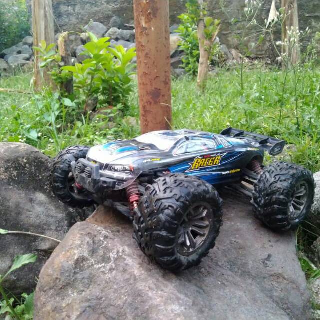 Xinlehong 9136 1/16 2.4G 4WD (BEKAS)