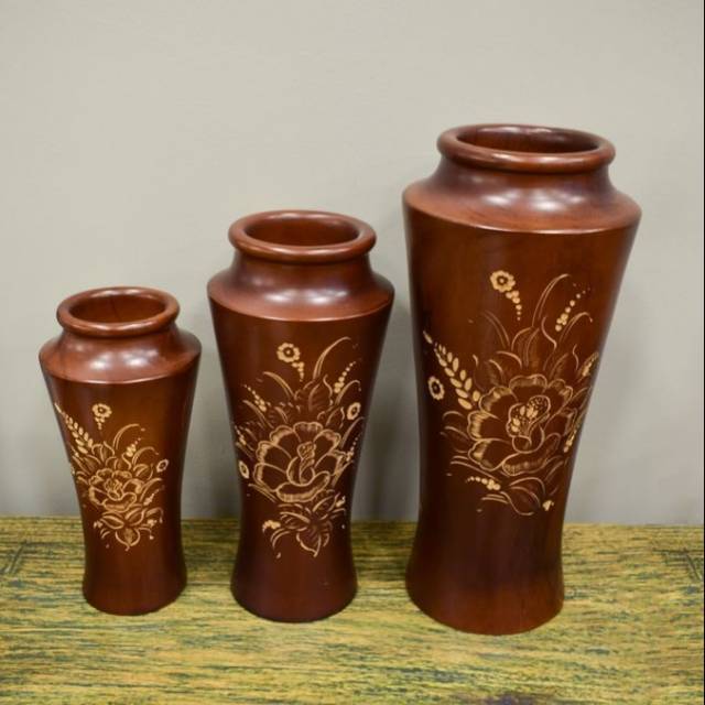 Vas bunga kayu Jati model Cukit Bunga Guci