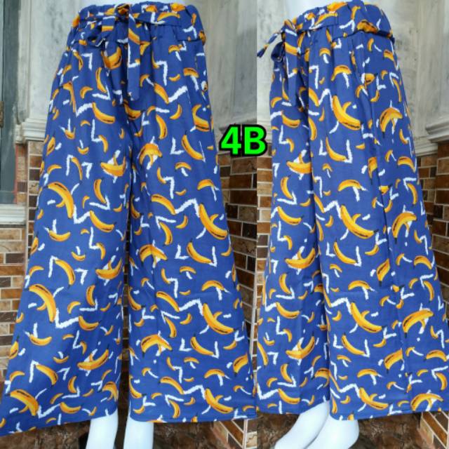 Celana kulot katun motif banana trendi wanita