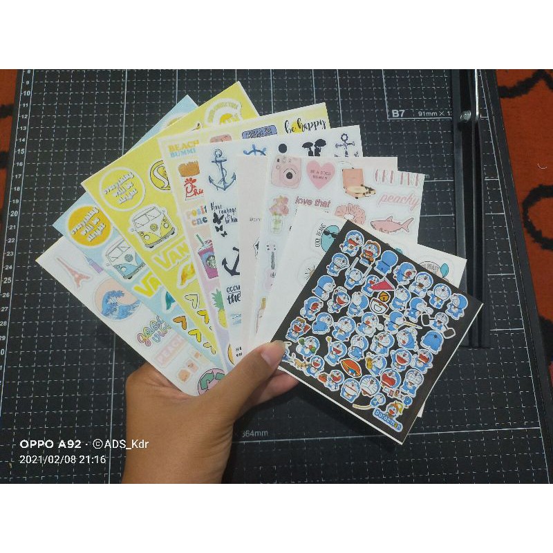 

(2) STIKER TUMBLR AESTHETIC NON CUTTING GLOSSY BONTAX VINYL FREE CUSTOM LAPTOP NOTEBOOK CASE CASING