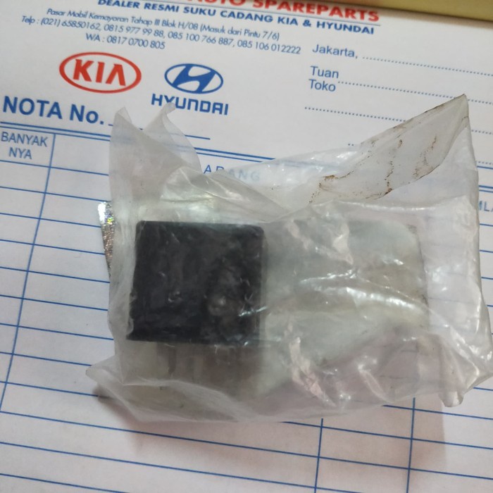 relay kaki 5 95230-3a300 kia hyundai