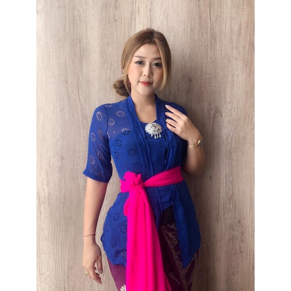 SALE Kebaya Jadi sutra crepe Syahrini M L XL XXL-Biru BCA