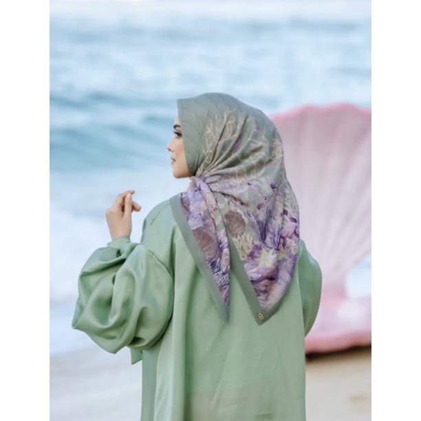 Buttonscarves little mermaid seaweed