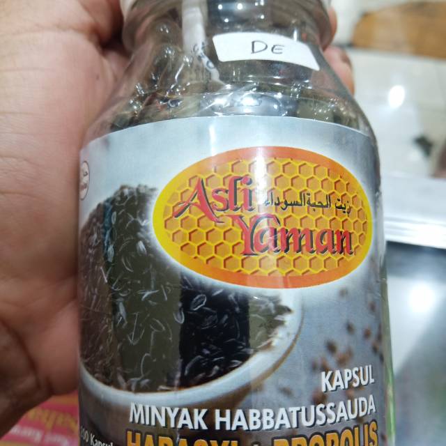 Habatussaudah habasyi /jinten hitam / nigellive sativa plus propolis asli yaman 200 kapsul