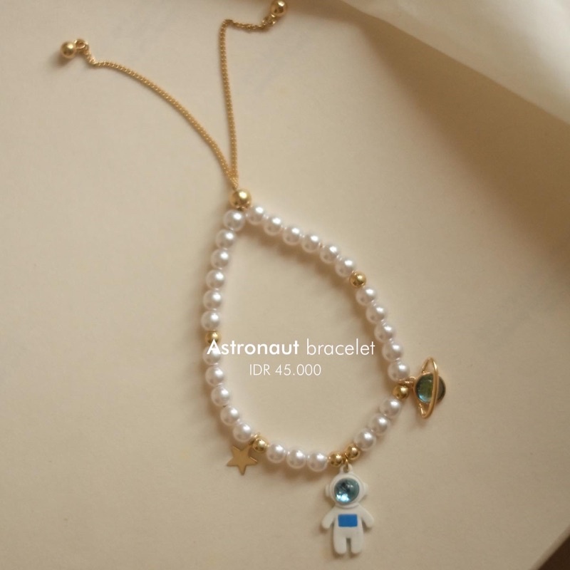 Ark.co - Astronaut bracelet gelang tangan serut beads manik