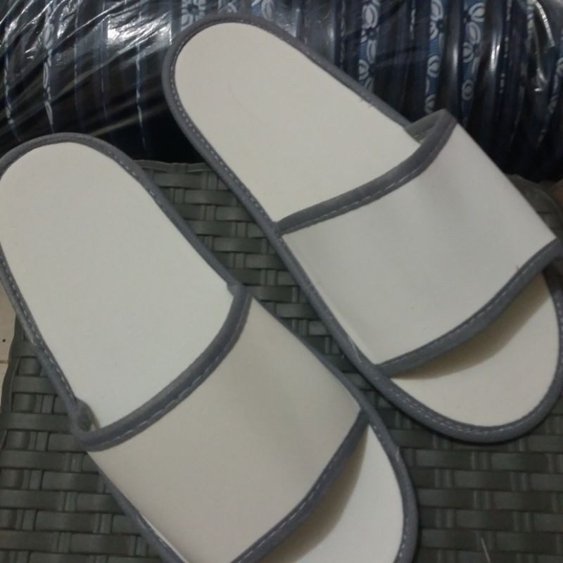 COSTUM SABLON SANDAL LANTAI /HOTEL SEPOND 4 ML MIN ORDER 100 PASANG-List abu