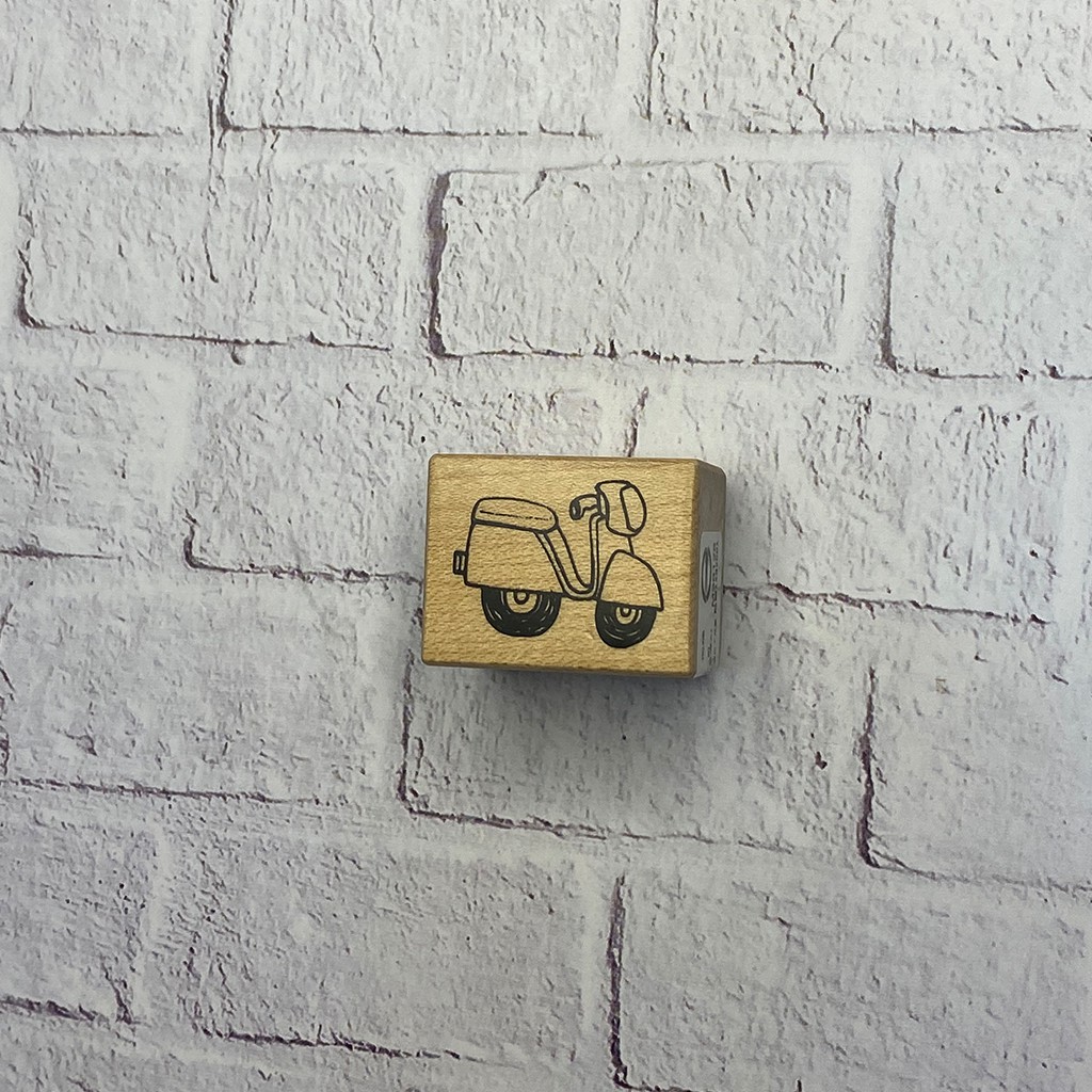 

Micia Rubber Stamp - Scooter
