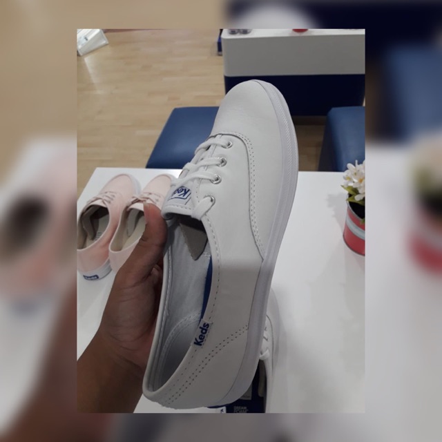 SEPATU KEDS ORI--Champion Leather white