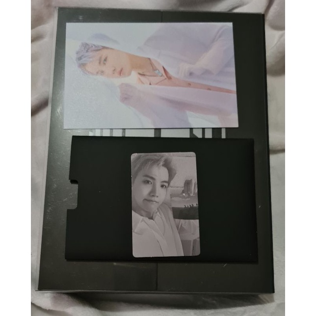 BTS - Proof standard dengan pc dan postcard jhope