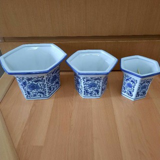 Pot tanaman keramik segi enam set isi 3 ukuran diameter Pot tanaman keramik segi enam set isi 3 ukuran diameter