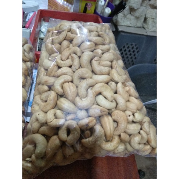 

Kacang Mede Super