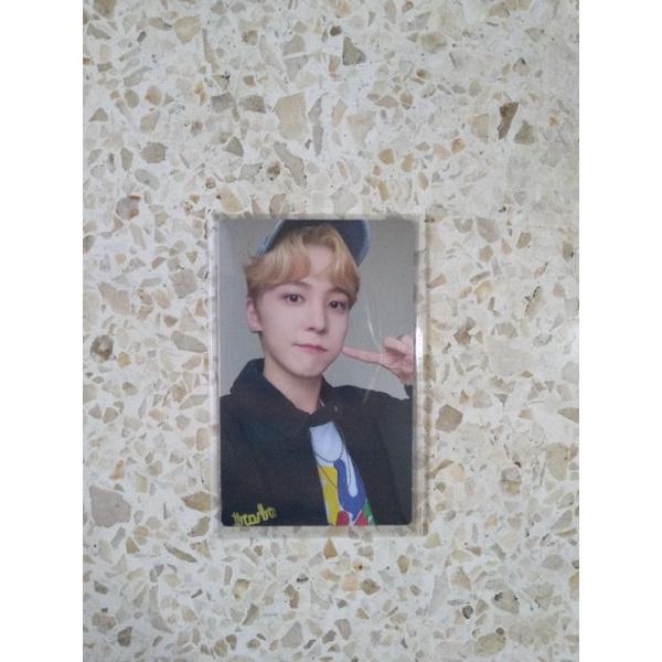 ATEEZ YUNHO PC SG 22 SEASON GREATING 2022 PHOTOCARD OFFICIAL