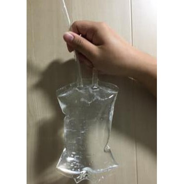 

Minuman Kantong Darah Kemasan Blood Bag Vampire 400 Ml 25 Pieces/Pack