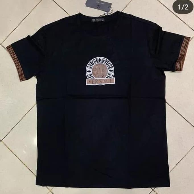 Kaos Versace Premium Original Quality / Slimfit / Pria .Aruansy.Olshop