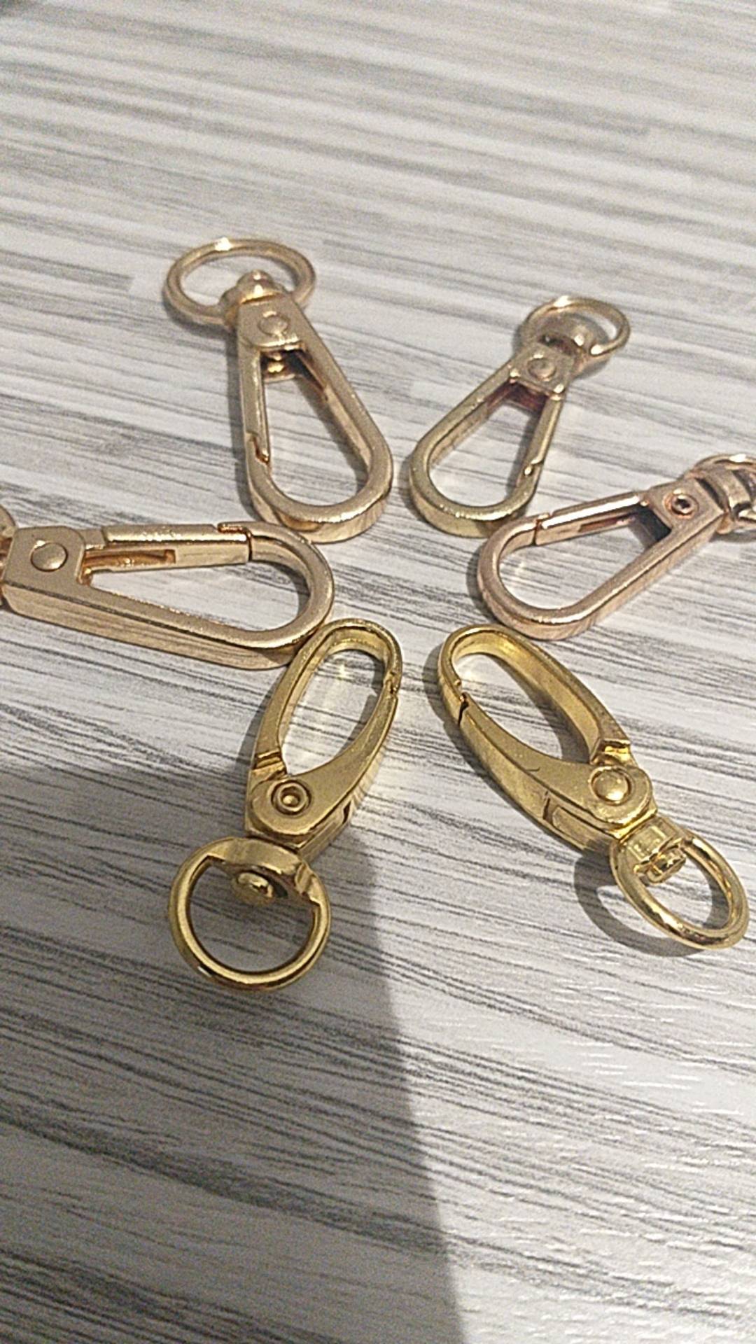 Cantelan / Pengait Tas Tebal Warna Emas Muda