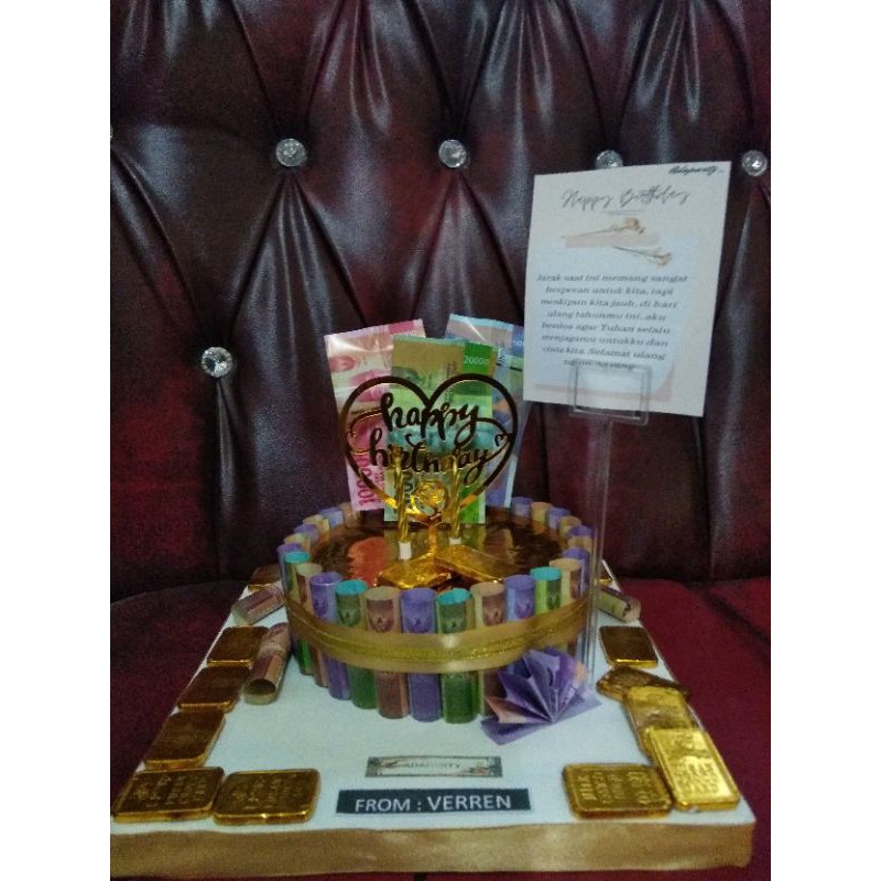 

Money bouquet cake