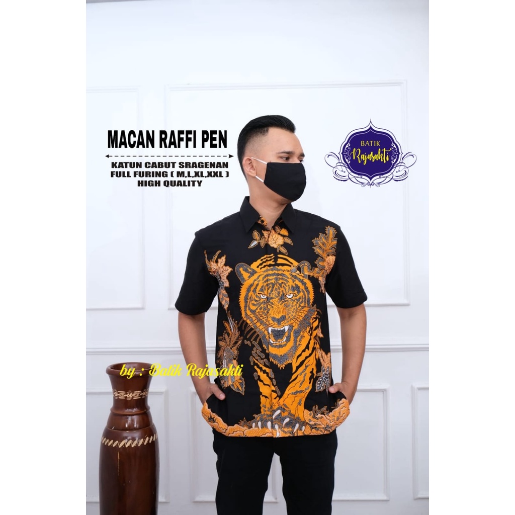 MACAN RAFFI RAJASAKTI KEMEJA BATIK PRIA SOLO LENGAN PENDEK PREMIUM LAPIS FURING BAHRAN QUSYAIRI GUMULA COPEN AYAM NAVI BERPARANG PEN WIKRAMA EMAS TWO ADHITYA MAUZA 2 NAJWAN TIRTAMANIK E-PEN PANCASILA BIRU PEN BABON ANGKREM GREY 2 DANISWARA PEN 2 MAHESOO