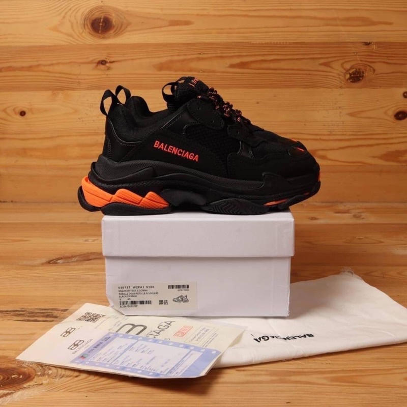 Sepatu Balenciaga Triple S Black Sol Orange