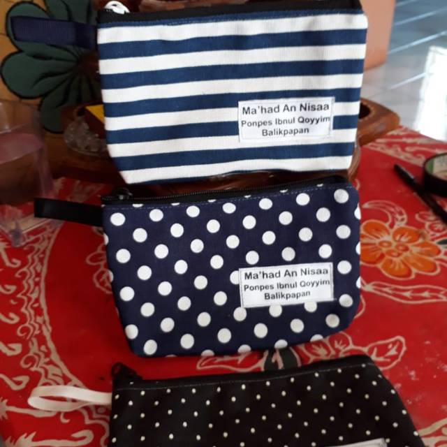 Souvenir dompet motif cantik canvas souvenir pouch murah