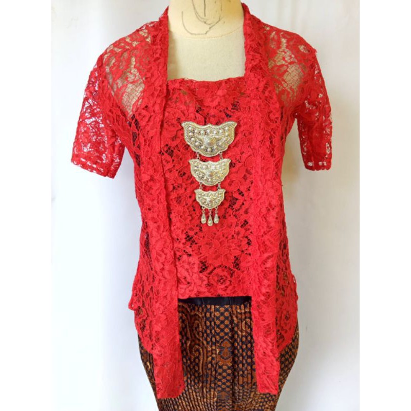 Kebaya Brokat Model Kutu Baru Lengan Pendek Warna Merah