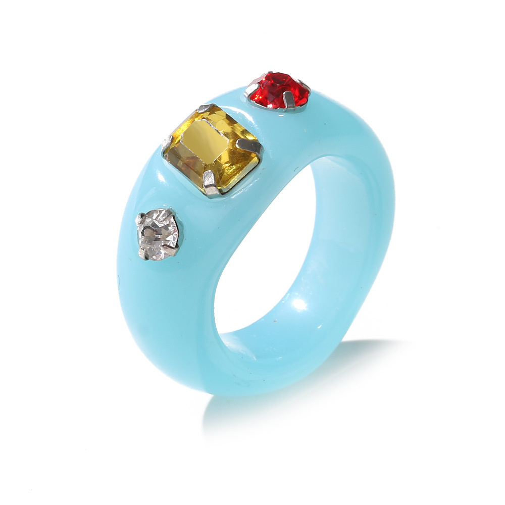 Cincin Bahan Resin Akrilik Warna Jelly Aksen Berlian Imitasi Gaya Retro Untuk Pria Dan Wanita