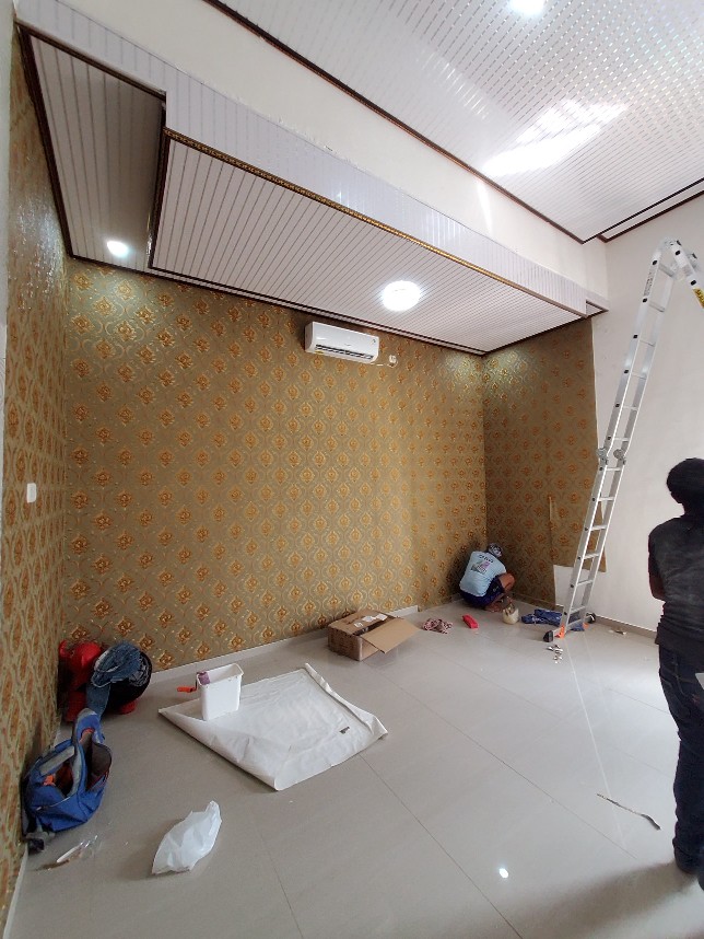 Wallpaper Dinding Klasik Biru Cream Gold Abu Mewah Emboss