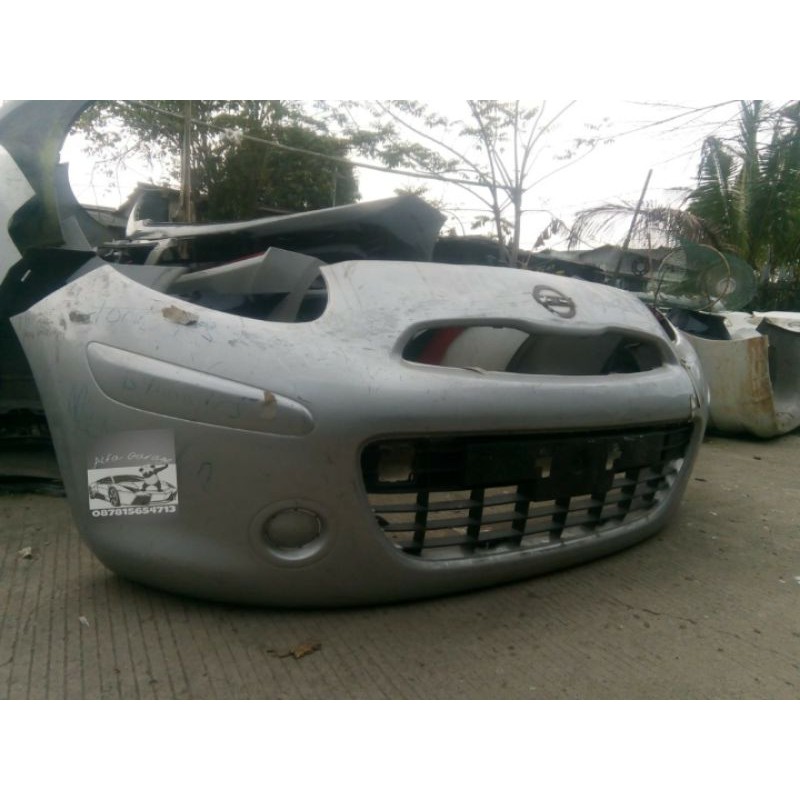 bumper nissan march old