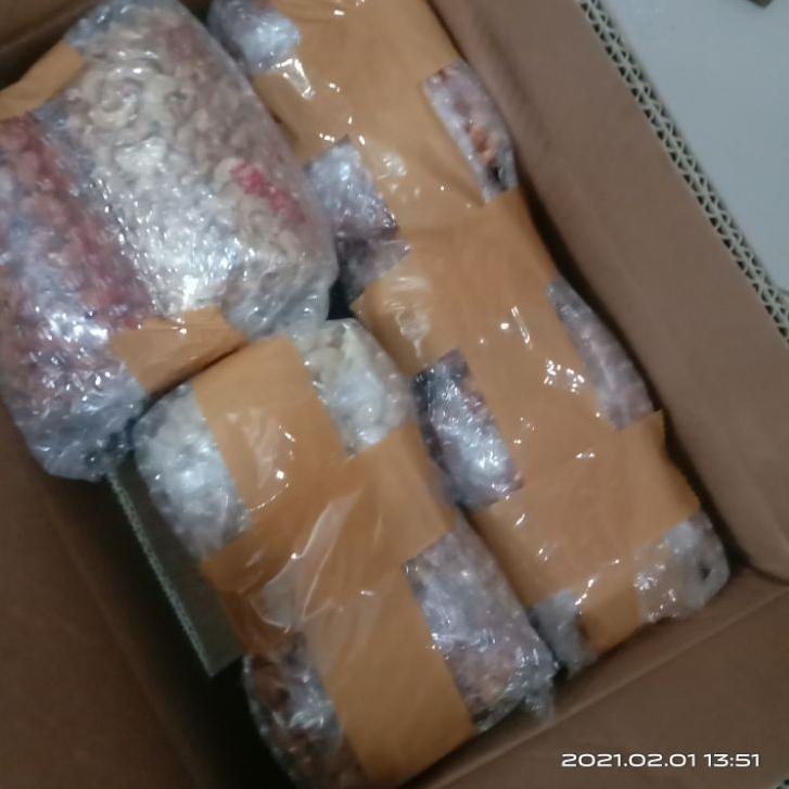 

Terbaik KACANG METE MEDE WONOGIRI 1kg MENTAH