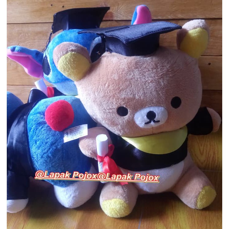 Boneka wisuda soft yelvo