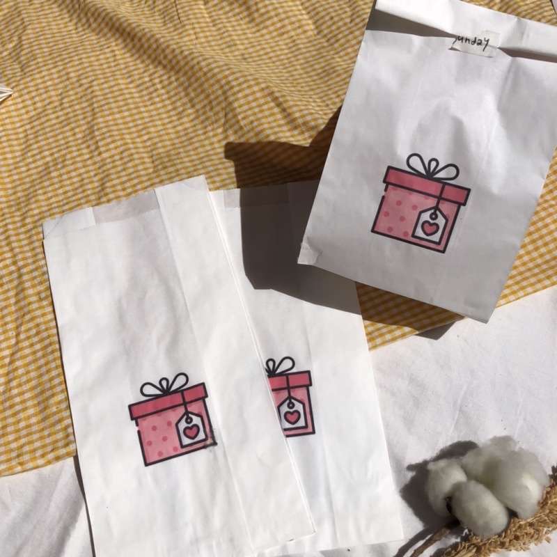 

Packaging amplop putih motif Box Love | Packaging amplop aesthetic vintage