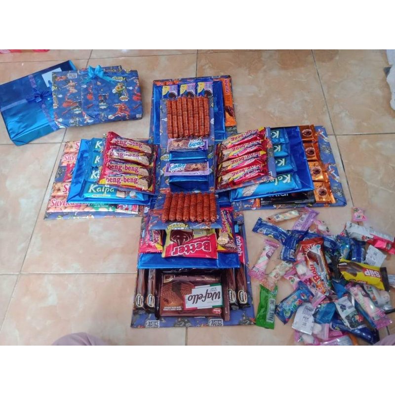 

explosion box snack/kado ulang tahun/box surprise