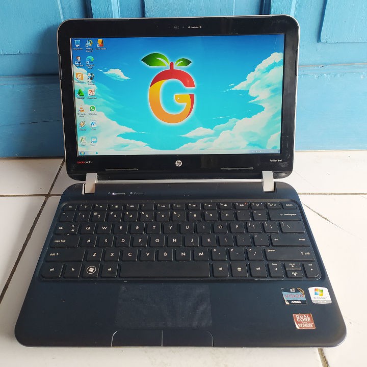 HP Pavilion dm1 Hitam AMD E-450 RAM 4GB HDD 500GB ATI AMD Radeon Bluetooth Netbook Notebook Second