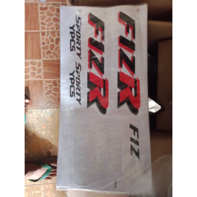 Setriping setiker Yamaha fizr Marlboro