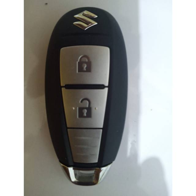 Kunci remot smart key suzuki ignis