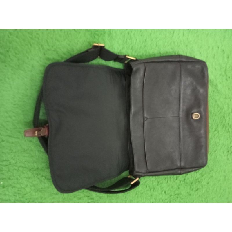 Tas Merk Fossil Ori
