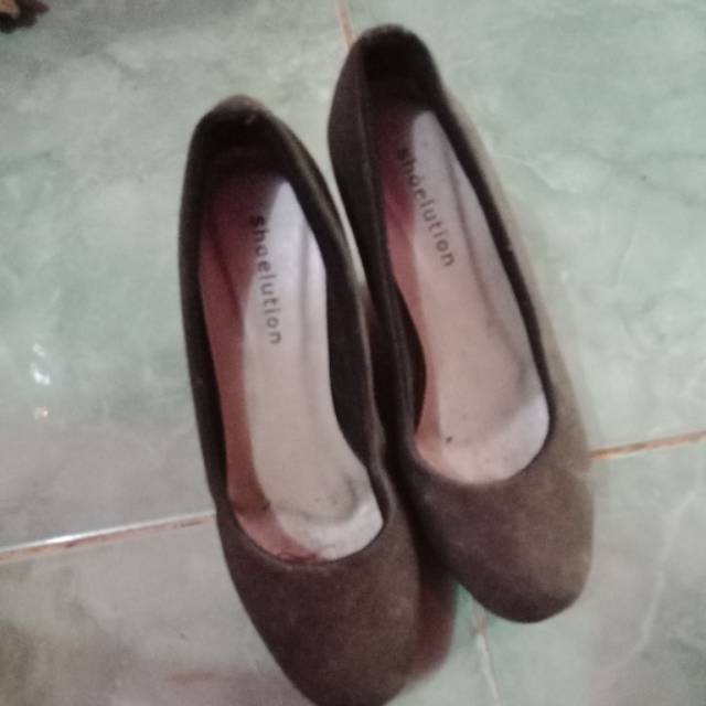 Sepatu wedges PRELOVED