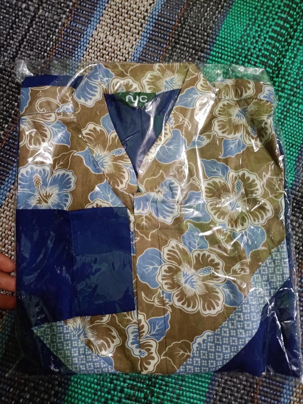 Azri 01 (biru)