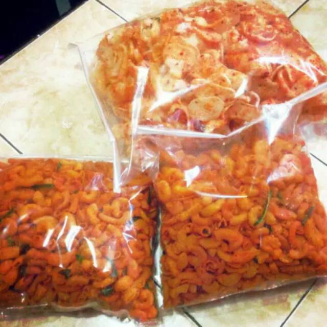 

Makaroni Pedas Khas Ciamis (Ekstrak Daun Jeruk)